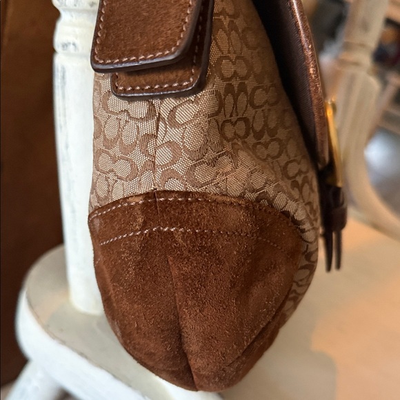 Coach Tan and Brown Shoulder BagY2K - Picture 2 of 15